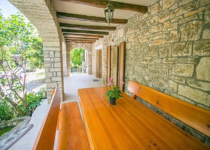 Holiday home Mendula